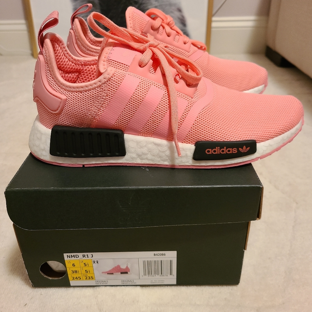 ADDIDAS NMD